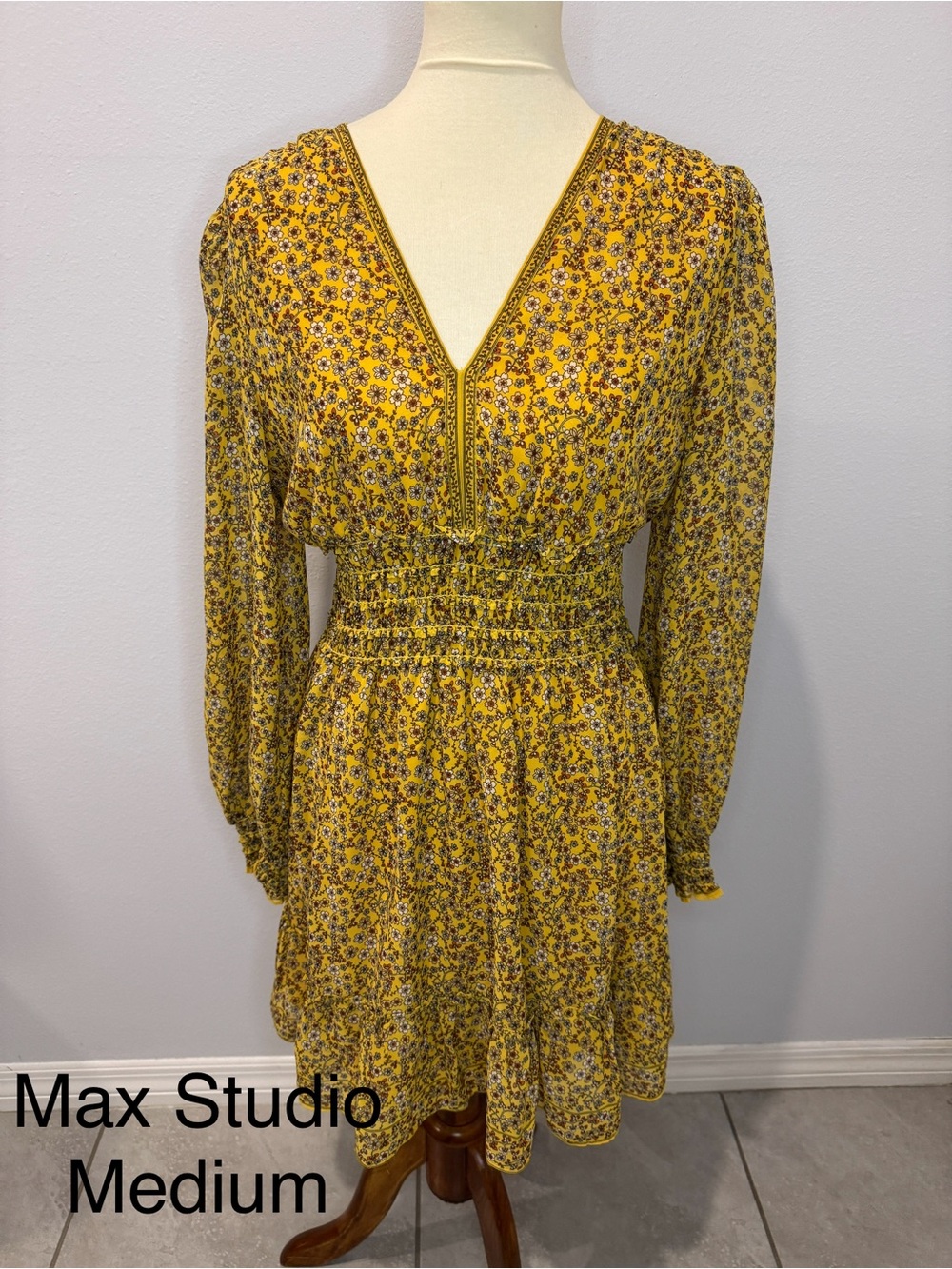 Max Studio Mustard Yellow Floral V-Neck Smocked Waist Long Sleeve Dress